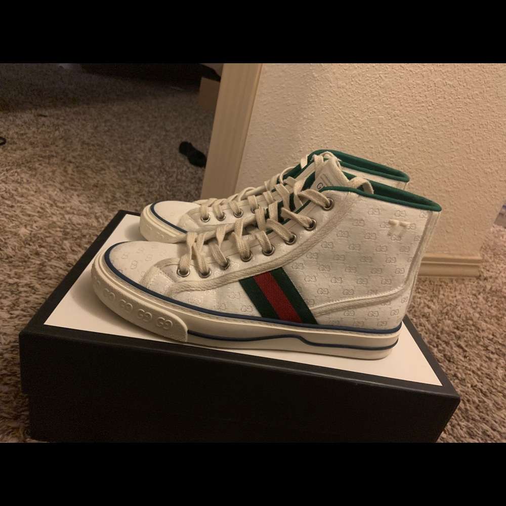 AUTHENTHIC Gucci Sneakers 1977 high top